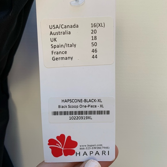 New Women’s Halter Top Black Swim Suit - Picture 2 of 3